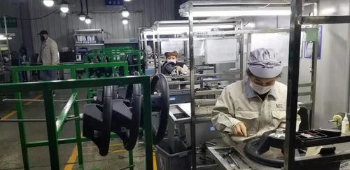 光耀疫線 我市光伏電子信息行業逆勢突破，光電子器件制造與銷售再創新高